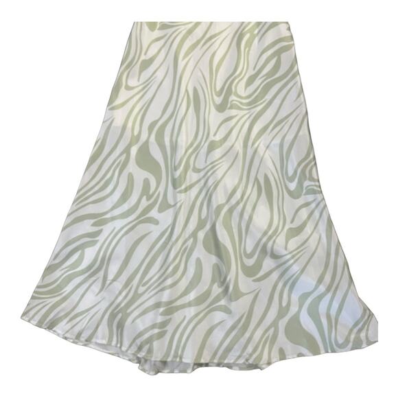 Here Comes The Sun Cut out Maxi Dress Size Medium - Picture 4 of 5